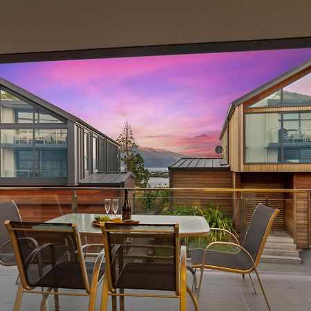 Stunning 2 Bedroom Apartment With Balcony! Queenstown Exteriér fotografie